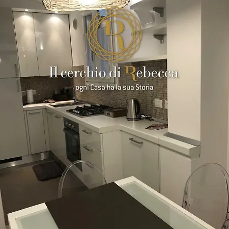 Rebecca's In Fashion District Apartment Milan