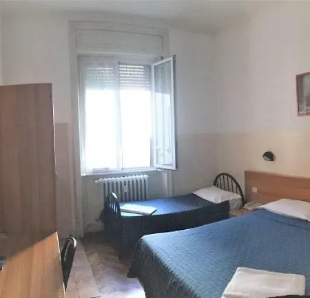 San Tomaso * Milán