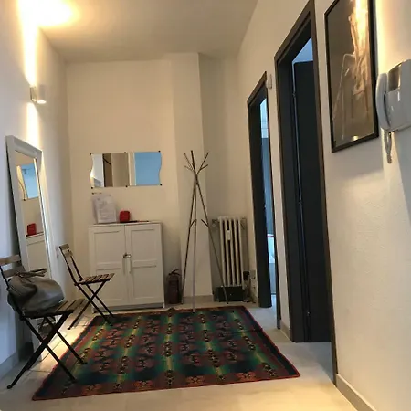 Apartment Kibilu - Viale Misurata Milan