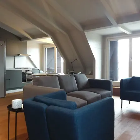 Apartamento Bright And Spacious Top Foor Flat Milão