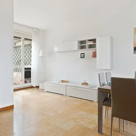Italianway - Corso Lodi 47 * Mediolan