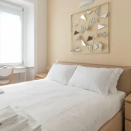 Italianway - Coni Zugna 17 * Milano