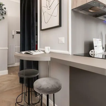 Italianway Easy - Garigliano 4 B Apartment *