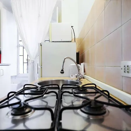 Pastrengo B Flat Apartment *