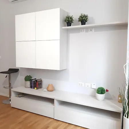 Central Station Scarlatti Apartment *