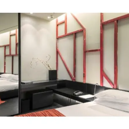 Hotel Straf, Milan, A Member Of Design 4*