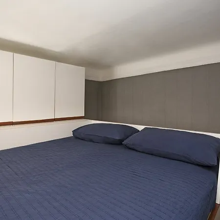 Easy Apartment