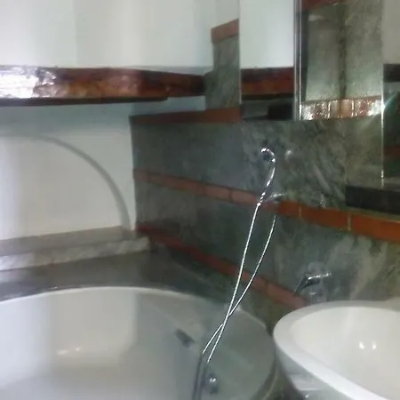 Central With Garden ミラノ