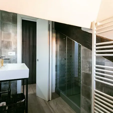 Apartment Darsena Milan
