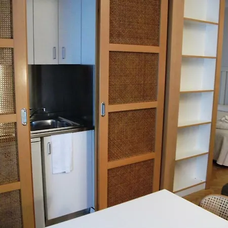 Borgonuovo Uno Apartment