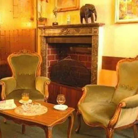 London Hotel 2*