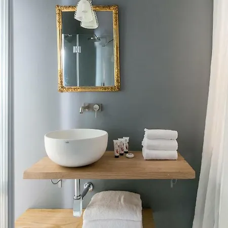 Via Francesco Guicciardini By Onefinestay Apartment Mailand