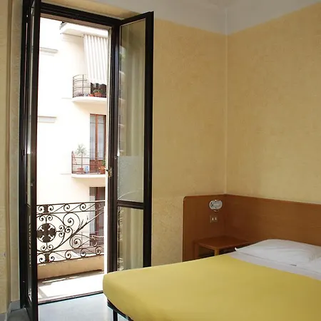 Hotel Verona Milan
