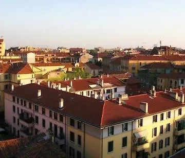 מלון Arco Romana 3*