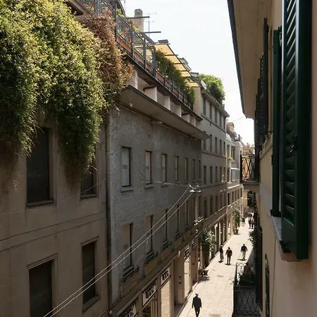 Della Spiga By Brera