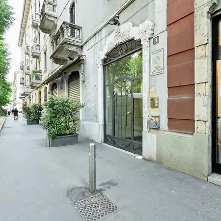 Apartment Porta Romana Renewed Studio Milan