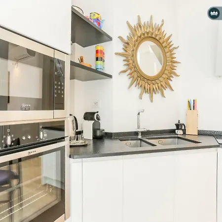 Apartment The Rent - With Balcony In Amendola