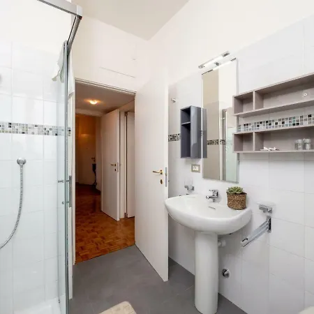 The Best Rent - Spacious With View アパート *