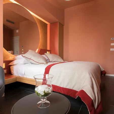 Le Texture Premium Duomo-cordusio 4* Милан