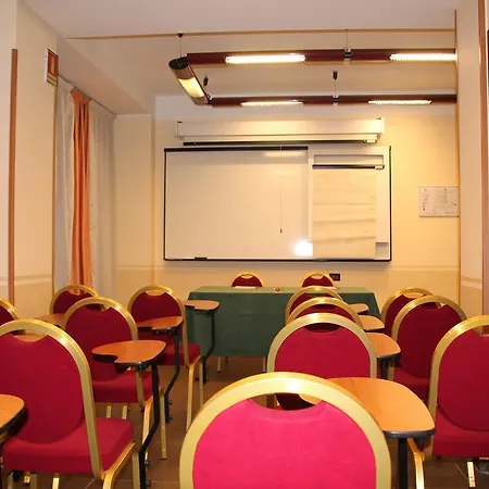 Mokinba Sant'ambroeus 3*