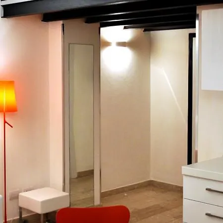 Bb Bocconi Hotel apartamentowy