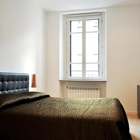 Aparthotel Easy - Rooms&apartments Navigli Milano