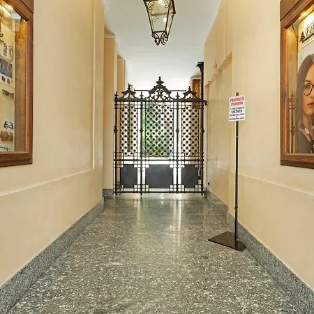 Renovated Penthouse Duomo & Via Torino Milan
