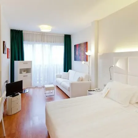 Hotel Nasco 4*