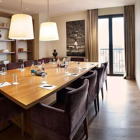 Radisson Blu 4*