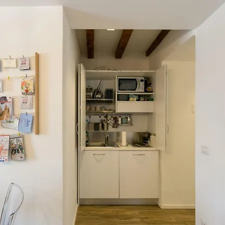 Apartment Porta Genova Milan
