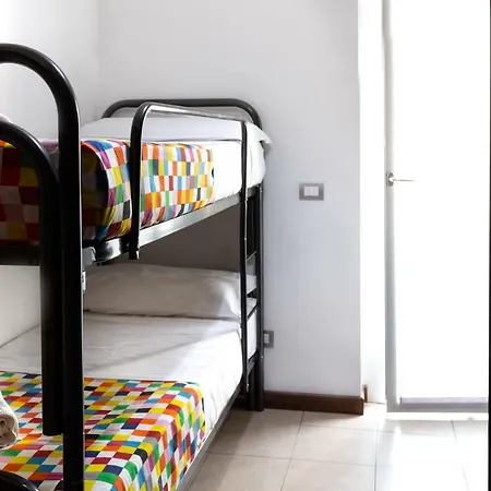 Apartmán Housing32 *