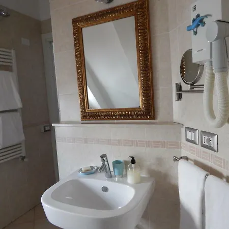 44suite Srl Milánó