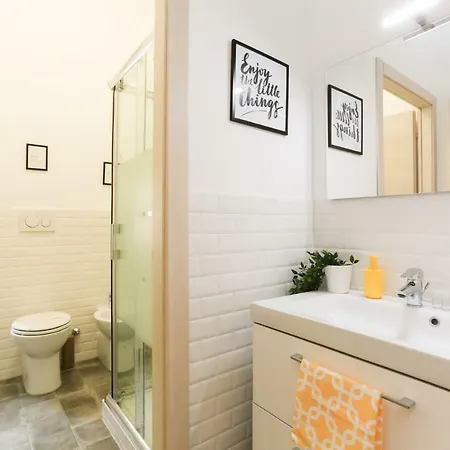 Beautiful Near Bocconi University Appartement *