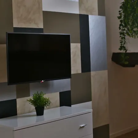 Hotel Garibaldi Fifty Attic Near Duomo Milano