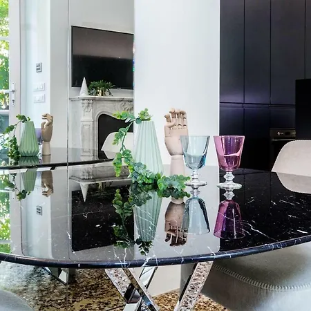 Joivy Superb 1bed In Brera *