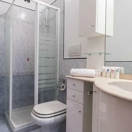 Italianway - Carrara 5 Apartment Milan