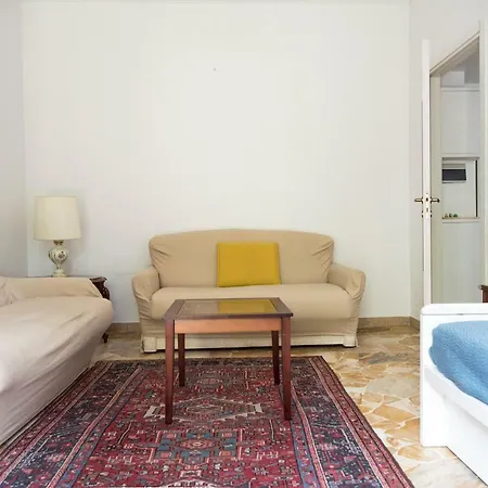 Youhosty - Pezzotti 18 Apartman *