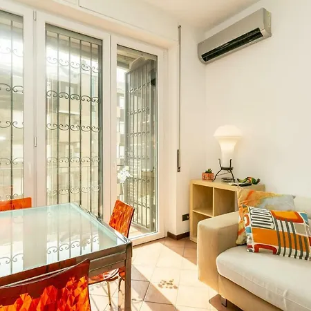Apartment Spacious With Balcony By Navigli