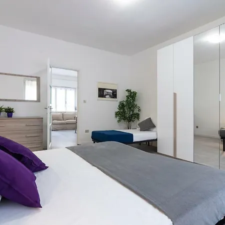 Nice Flat Near The City Center Apartment Milan