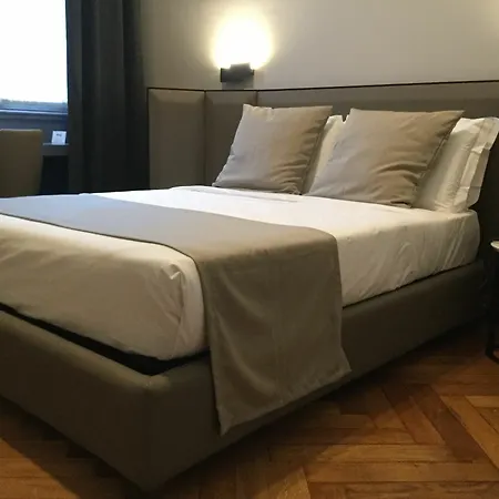 アパートホテル Castello 4*