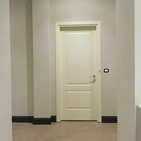 アパートホテル Castello 4*