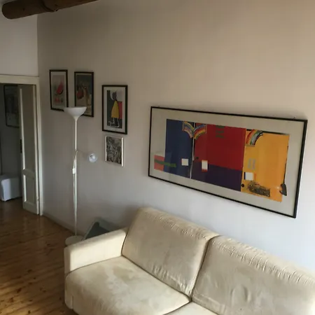 Apartment Cosy In Porta Romana Milan