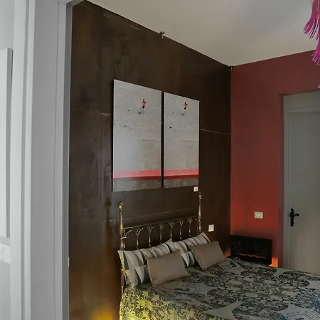 Rosso Segnale Μιλάνο
