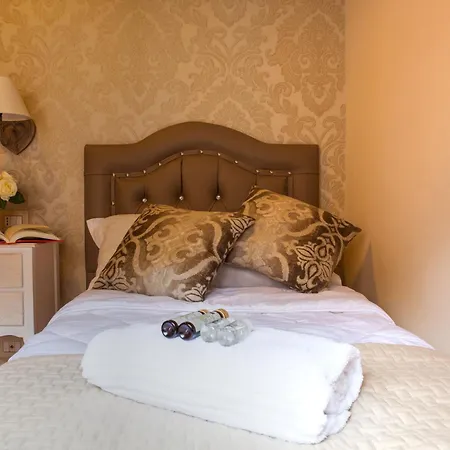 Ares Otel