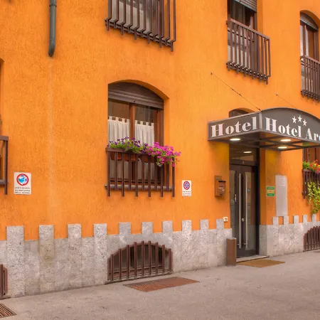 Hotell Ares Milano
