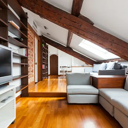 Easyhomes - Corso Maroncelli Apartment *