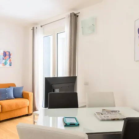 Apartment Joivy Sunny 1-bed Flat With Balcony Milan