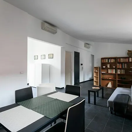 Amedei Int. 11 * Milan