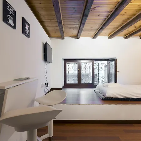 Apartamento Cadorna Center Studio-by Flatscollection Milão