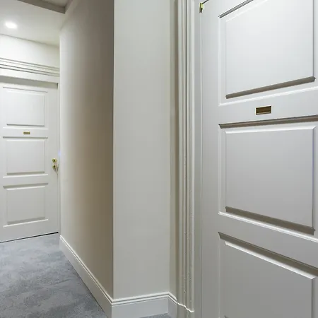 Pensjonat Household Settembrini 4*